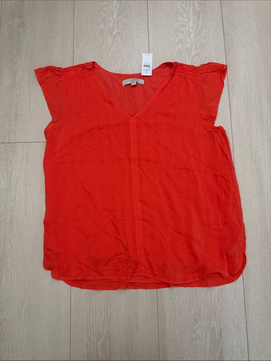 LOFT Tops - LOFT Coral Red V-Neck Flutter Sleeve Blouse